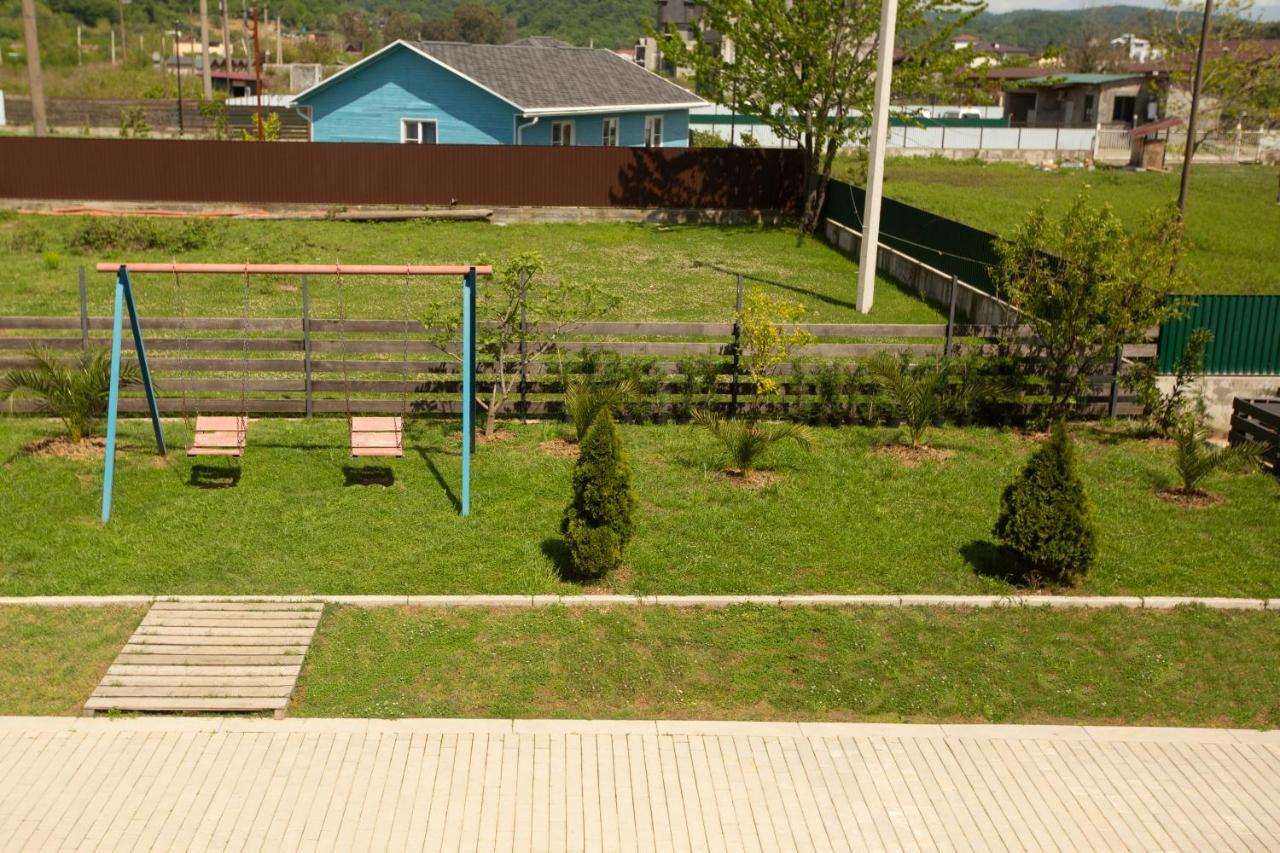 Gloriya Hotel Lidzava Bagian luar foto